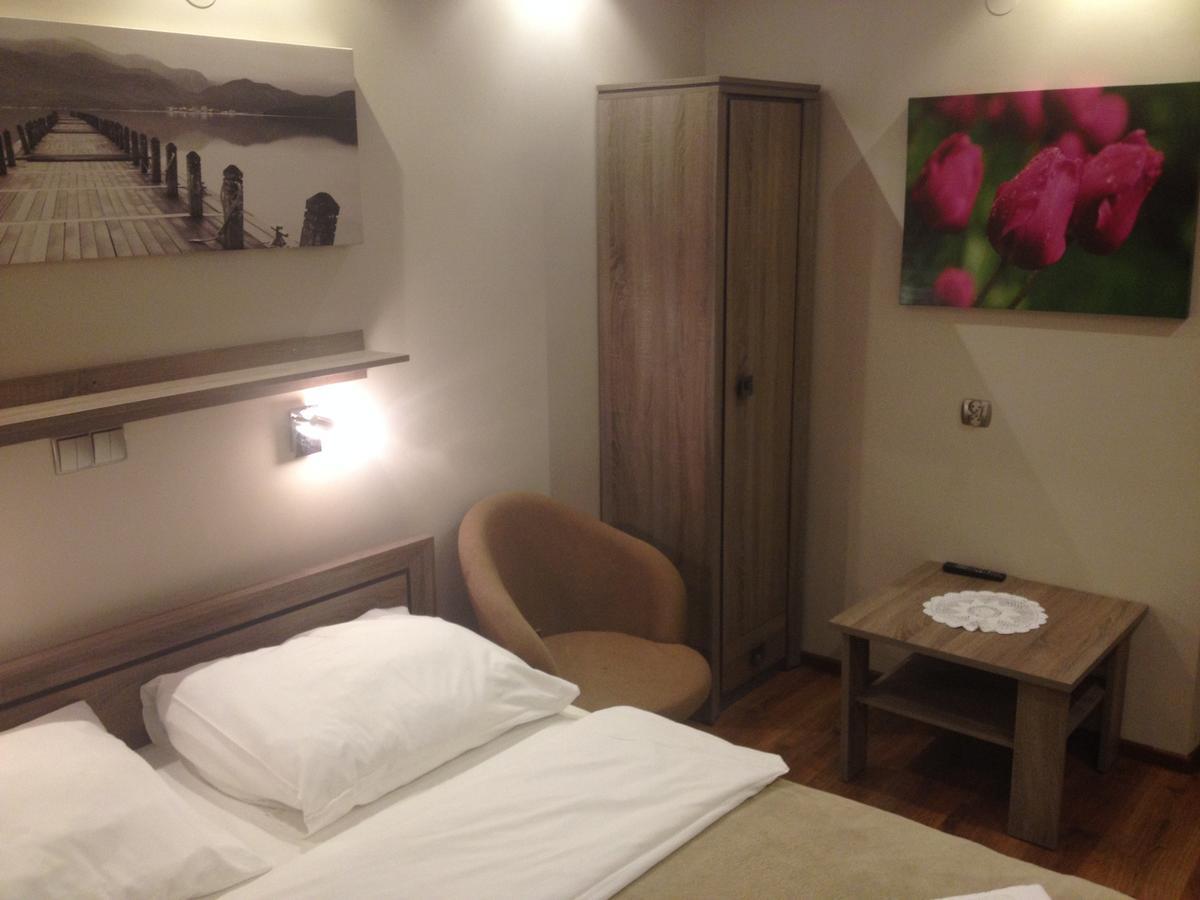 בוצ'ניה Hotel Mis מראה חיצוני תמונה