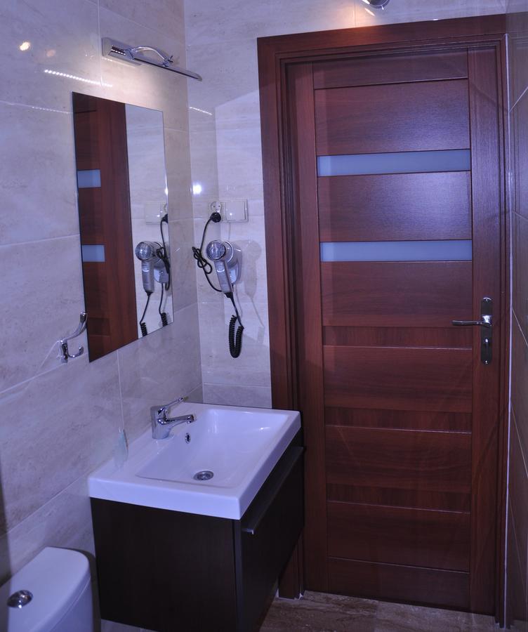 בוצ'ניה Hotel Mis מראה חיצוני תמונה