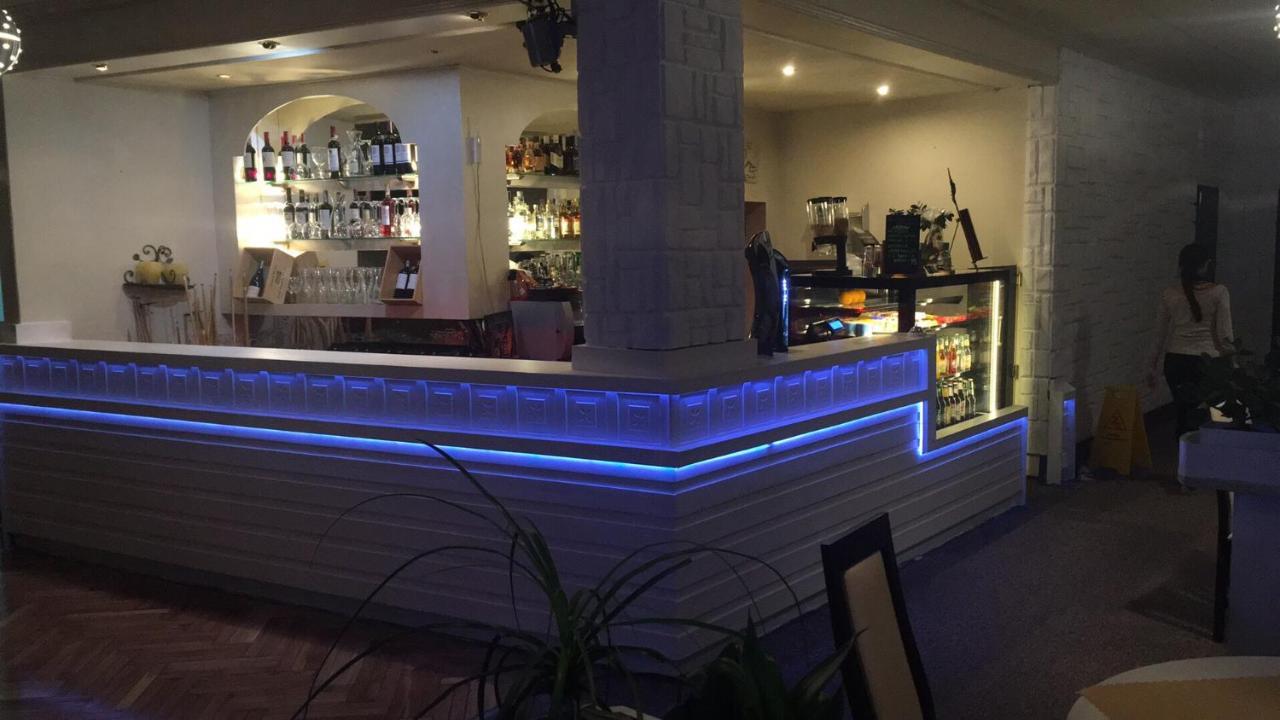 בוצ'ניה Hotel Mis מראה חיצוני תמונה